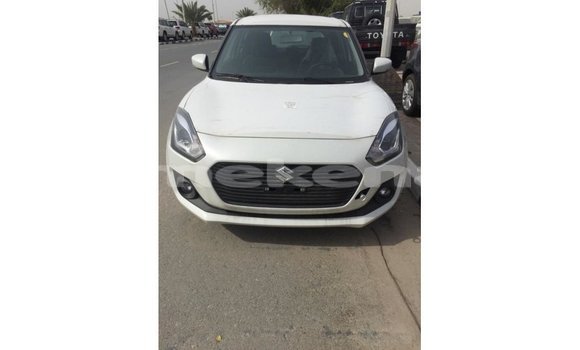 Buy Import Suzuki Swift White Car in Import - Dubai in Aragatsotn