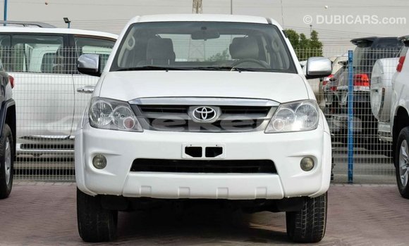 Buy Import Toyota Fortuner White Car in Import - Dubai in Aragatsotn Buy Import Toyota Fortuner White Car in Import - Dubai in Aragatsotn