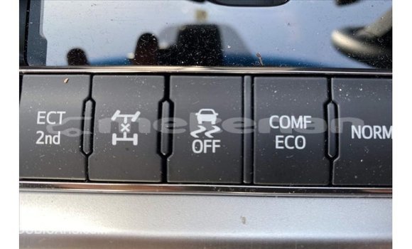 Buy Import Toyota Land Cruiser Black Car in Import - Dubai in Aragatsotn Buy Import Toyota Land Cruiser Black Car in Import - Dubai in Aragatsotn