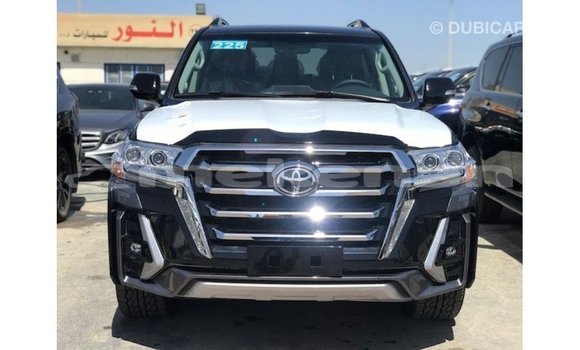 Buy Import Toyota Land Cruiser Black Car in Import - Dubai in Aragatsotn Buy Import Toyota Land Cruiser Black Car in Import - Dubai in Aragatsotn