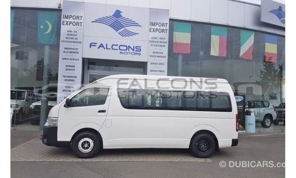 Buy Import Toyota Hiace White Car in Import - Dubai in Aragatsotn Buy Import Toyota Hiace White Car in Import - Dubai in Aragatsotn