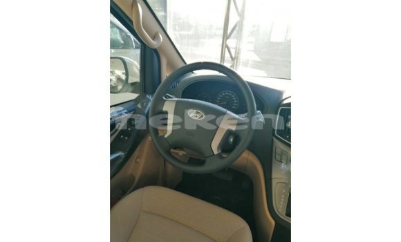 Buy Import Hyundai Accent White Car in Import - Dubai in Aragatsotn Buy Import Hyundai Accent White Car in Import - Dubai in Aragatsotn