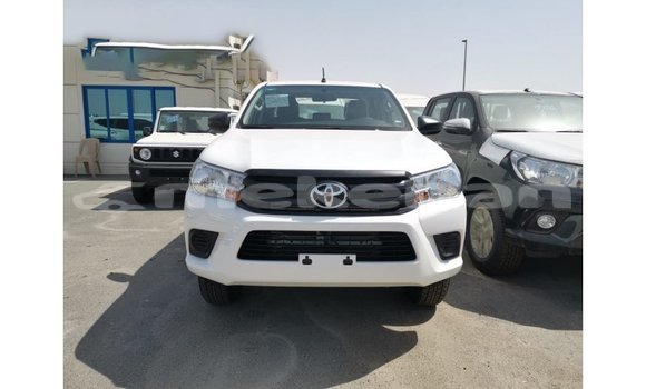 Buy Import Toyota Hilux White Car in Import - Dubai in Aragatsotn Buy Import Toyota Hilux White Car in Import - Dubai in Aragatsotn