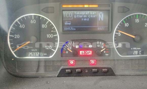 Buy Used Mercedes‒Benz Truck White Truck in Sevan in Gegharkunik Buy Used Mercedes‒Benz Truck White Truck in Sevan in Gegharkunik