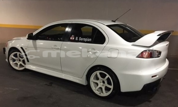 Buy Used Mitsubishi Lancer Evolution White Car in Yerevan in Yerevan Buy Used Mitsubishi Lancer Evolution White Car in Yerevan in Yerevan