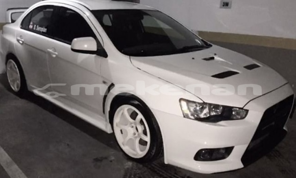 Buy Used Mitsubishi Lancer Evolution White Car in Yerevan in Yerevan Buy Used Mitsubishi Lancer Evolution White Car in Yerevan in Yerevan