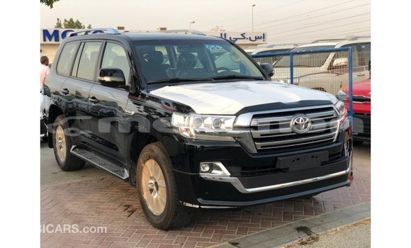 Buy Import Toyota Land Cruiser Black Car in Import - Dubai in Aragatsotn Buy Import Toyota Land Cruiser Black Car in Import - Dubai in Aragatsotn