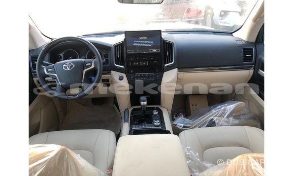 Buy Import Toyota Land Cruiser Black Car in Import - Dubai in Aragatsotn Buy Import Toyota Land Cruiser Black Car in Import - Dubai in Aragatsotn