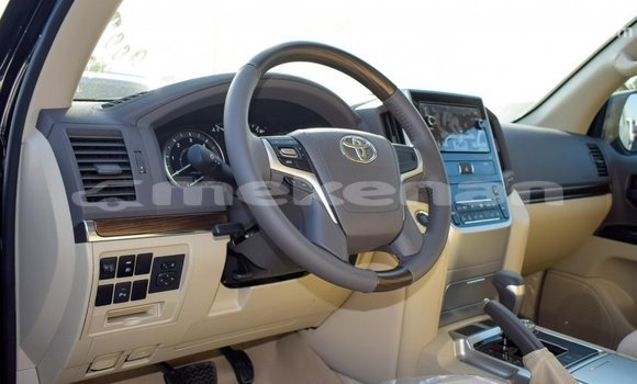 Buy Import Toyota Land Cruiser Black Car in Import - Dubai in Aragatsotn Buy Import Toyota Land Cruiser Black Car in Import - Dubai in Aragatsotn