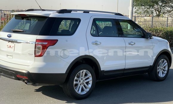 Buy Import Ford Explorer White Car in Import - Dubai in Aragatsotn Buy Import Ford Explorer White Car in Import - Dubai in Aragatsotn