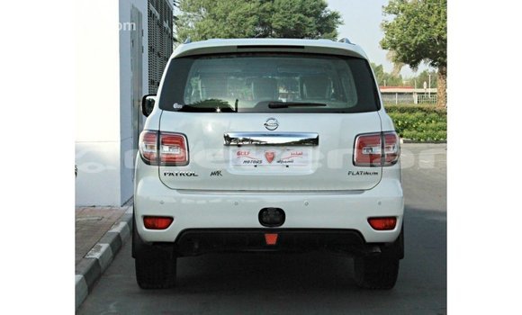 Buy Import Nissan Patrol White Car in Import - Dubai in Aragatsotn Buy Import Nissan Patrol White Car in Import - Dubai in Aragatsotn