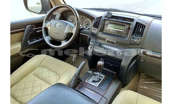 Buy Import Toyota Land Cruiser Blue Car in Import - Dubai in Aragatsotn Buy Import Toyota Land Cruiser Blue Car in Import - Dubai in Aragatsotn