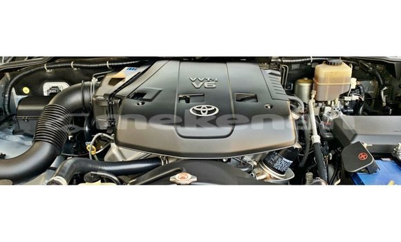 Buy Import Toyota Land Cruiser Blue Car in Import - Dubai in Aragatsotn Buy Import Toyota Land Cruiser Blue Car in Import - Dubai in Aragatsotn