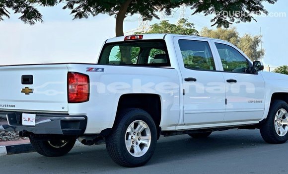 Buy Import Chevrolet Silverado White Car in Import - Dubai in Aragatsotn Buy Import Chevrolet Silverado White Car in Import - Dubai in Aragatsotn