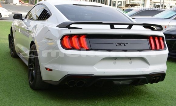 Buy Import Ford Mustang White Car in Import - Dubai in Aragatsotn Buy Import Ford Mustang White Car in Import - Dubai in Aragatsotn