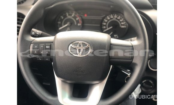 Buy Import Toyota Hilux White Car in Import - Dubai in Aragatsotn Buy Import Toyota Hilux White Car in Import - Dubai in Aragatsotn