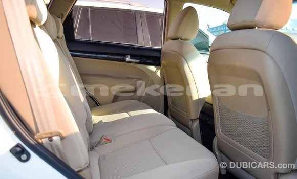 Buy Import Kia Sorento White Car in Import - Dubai in Aragatsotn Buy Import Kia Sorento White Car in Import - Dubai in Aragatsotn