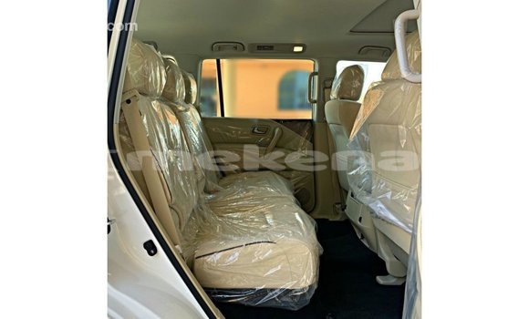 Buy Import Nissan Patrol White Car in Import - Dubai in Aragatsotn Buy Import Nissan Patrol White Car in Import - Dubai in Aragatsotn