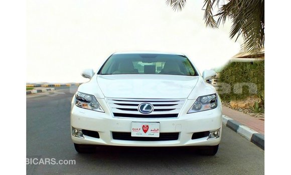 Buy Import Lexus LS White Car in Import - Dubai in Aragatsotn Buy Import Lexus LS White Car in Import - Dubai in Aragatsotn