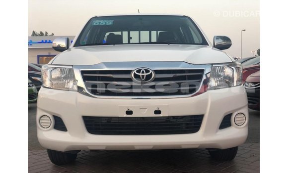 Buy Import Toyota Hilux White Car in Import - Dubai in Aragatsotn Buy Import Toyota Hilux White Car in Import - Dubai in Aragatsotn