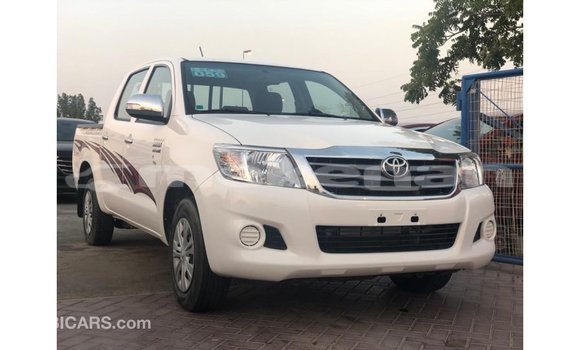 Buy Import Toyota Hilux White Car in Import - Dubai in Aragatsotn Buy Import Toyota Hilux White Car in Import - Dubai in Aragatsotn