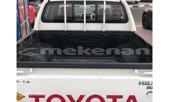 Buy Import Toyota Hilux White Car in Import - Dubai in Aragatsotn Buy Import Toyota Hilux White Car in Import - Dubai in Aragatsotn