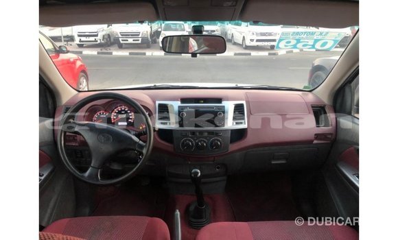 Buy Import Toyota Hilux White Car in Import - Dubai in Aragatsotn Buy Import Toyota Hilux White Car in Import - Dubai in Aragatsotn