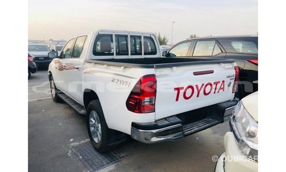 Buy Import Toyota Hilux White Car in Import - Dubai in Aragatsotn Buy Import Toyota Hilux White Car in Import - Dubai in Aragatsotn