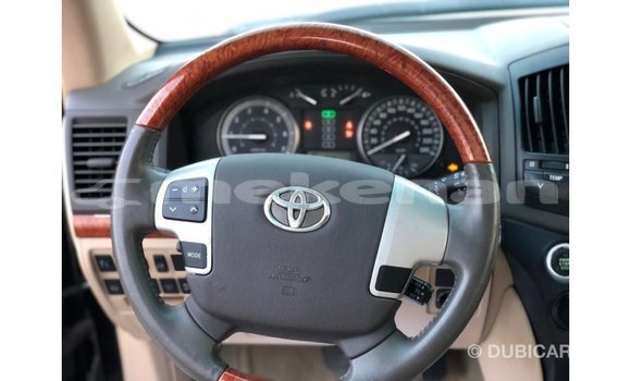 Buy Import Toyota Land Cruiser Black Car in Import - Dubai in Aragatsotn Buy Import Toyota Land Cruiser Black Car in Import - Dubai in Aragatsotn