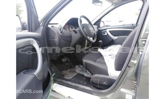 Buy Import Renault Duster Green Car in Import - Dubai in Aragatsotn Buy Import Renault Duster Green Car in Import - Dubai in Aragatsotn