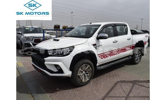 Buy Import Toyota Hilux White Car in Import - Dubai in Aragatsotn Buy Import Toyota Hilux White Car in Import - Dubai in Aragatsotn