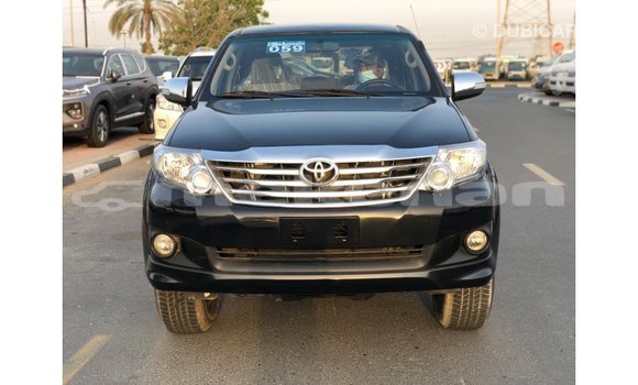 Buy Import Toyota Fortuner Black Car in Import - Dubai in Aragatsotn Buy Import Toyota Fortuner Black Car in Import - Dubai in Aragatsotn