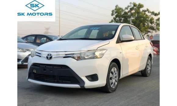 Buy Import Toyota Yaris White Car in Import - Dubai in Aragatsotn