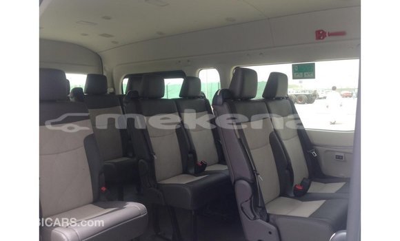 Buy Import Toyota Hiace White Car in Import - Dubai in Aragatsotn Buy Import Toyota Hiace White Car in Import - Dubai in Aragatsotn