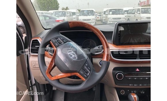 Buy Import Hyundai Tucson White Car in Import - Dubai in Aragatsotn Buy Import Hyundai Tucson White Car in Import - Dubai in Aragatsotn