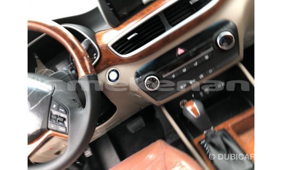 Buy Import Hyundai Tucson White Car in Import - Dubai in Aragatsotn Buy Import Hyundai Tucson White Car in Import - Dubai in Aragatsotn