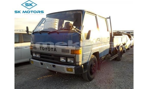 Buy Import Toyota Dyna Blue Car in Import - Dubai in Aragatsotn Buy Import Toyota Dyna Blue Car in Import - Dubai in Aragatsotn