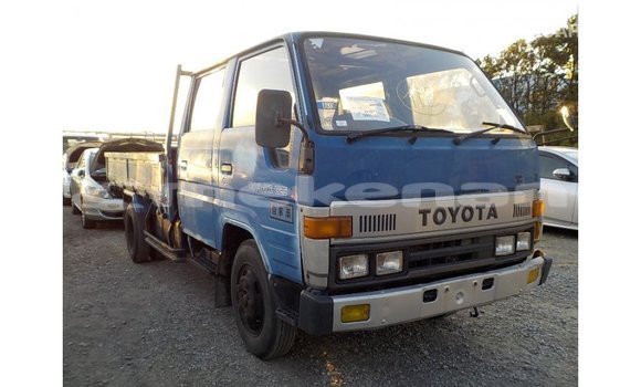 Buy Import Toyota Dyna Blue Car in Import - Dubai in Aragatsotn Buy Import Toyota Dyna Blue Car in Import - Dubai in Aragatsotn
