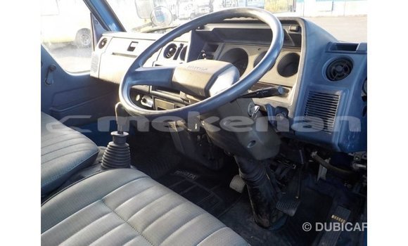 Buy Import Toyota Dyna Blue Car in Import - Dubai in Aragatsotn Buy Import Toyota Dyna Blue Car in Import - Dubai in Aragatsotn