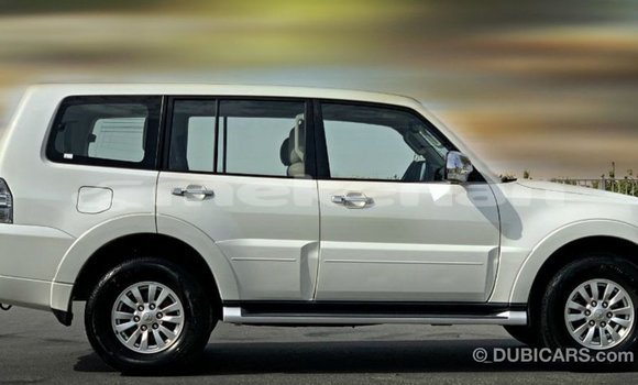 Buy Import Mitsubishi Pajero White Car in Import - Dubai in Aragatsotn Buy Import Mitsubishi Pajero White Car in Import - Dubai in Aragatsotn