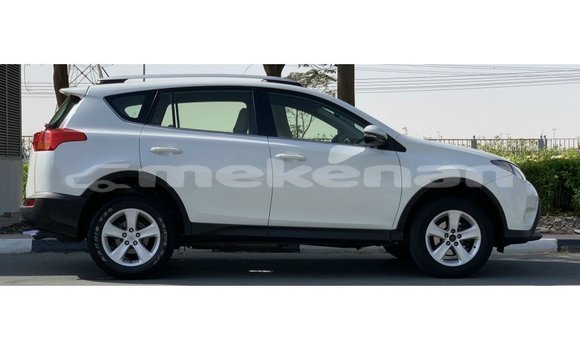 Buy Import Toyota 4Runner White Car in Import - Dubai in Aragatsotn Buy Import Toyota 4Runner White Car in Import - Dubai in Aragatsotn