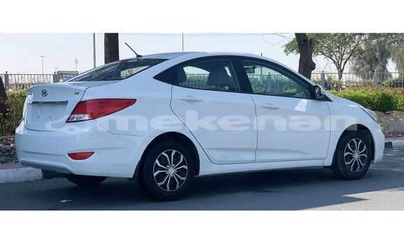 Buy Import Hyundai Accent White Car in Import - Dubai in Aragatsotn Buy Import Hyundai Accent White Car in Import - Dubai in Aragatsotn