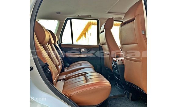 Buy Import Land Rover Range Rover White Car in Import - Dubai in Aragatsotn Buy Import Land Rover Range Rover White Car in Import - Dubai in Aragatsotn