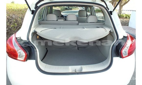 Buy Import Nissan Tiida White Car in Import - Dubai in Aragatsotn Buy Import Nissan Tiida White Car in Import - Dubai in Aragatsotn