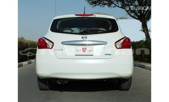 Buy Import Nissan Tiida White Car in Import - Dubai in Aragatsotn Buy Import Nissan Tiida White Car in Import - Dubai in Aragatsotn
