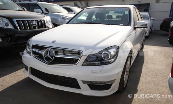 Buy Import Mercedes-Benz 200 White Car in Import - Dubai in Aragatsotn Buy Import Mercedes-Benz 200 White Car in Import - Dubai in Aragatsotn