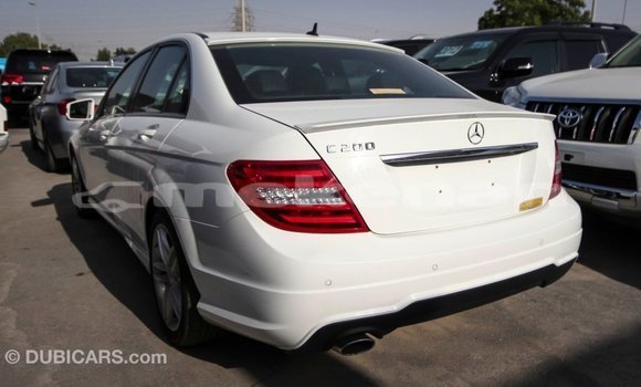 Buy Import Mercedes-Benz 200 White Car in Import - Dubai in Aragatsotn Buy Import Mercedes-Benz 200 White Car in Import - Dubai in Aragatsotn