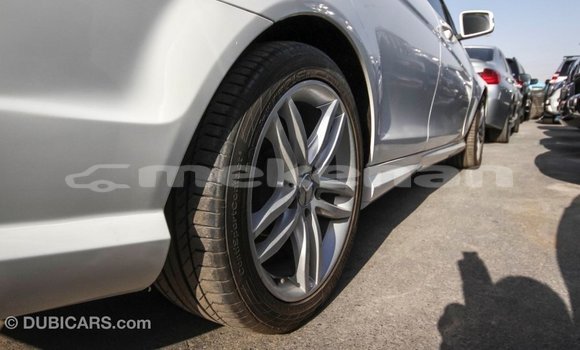 Buy Import Mercedes-Benz 200 White Car in Import - Dubai in Aragatsotn Buy Import Mercedes-Benz 200 White Car in Import - Dubai in Aragatsotn