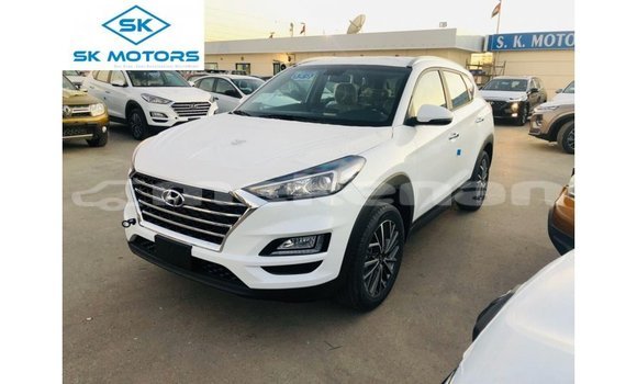 Buy Import Hyundai Tucson White Car in Import - Dubai in Aragatsotn Buy Import Hyundai Tucson White Car in Import - Dubai in Aragatsotn