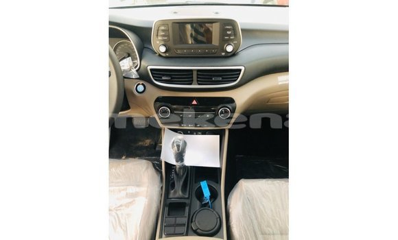 Buy Import Hyundai Tucson White Car in Import - Dubai in Aragatsotn Buy Import Hyundai Tucson White Car in Import - Dubai in Aragatsotn